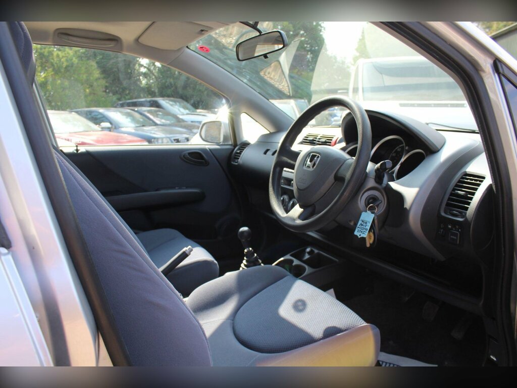 Honda Jazz Dsi Se Silver #9