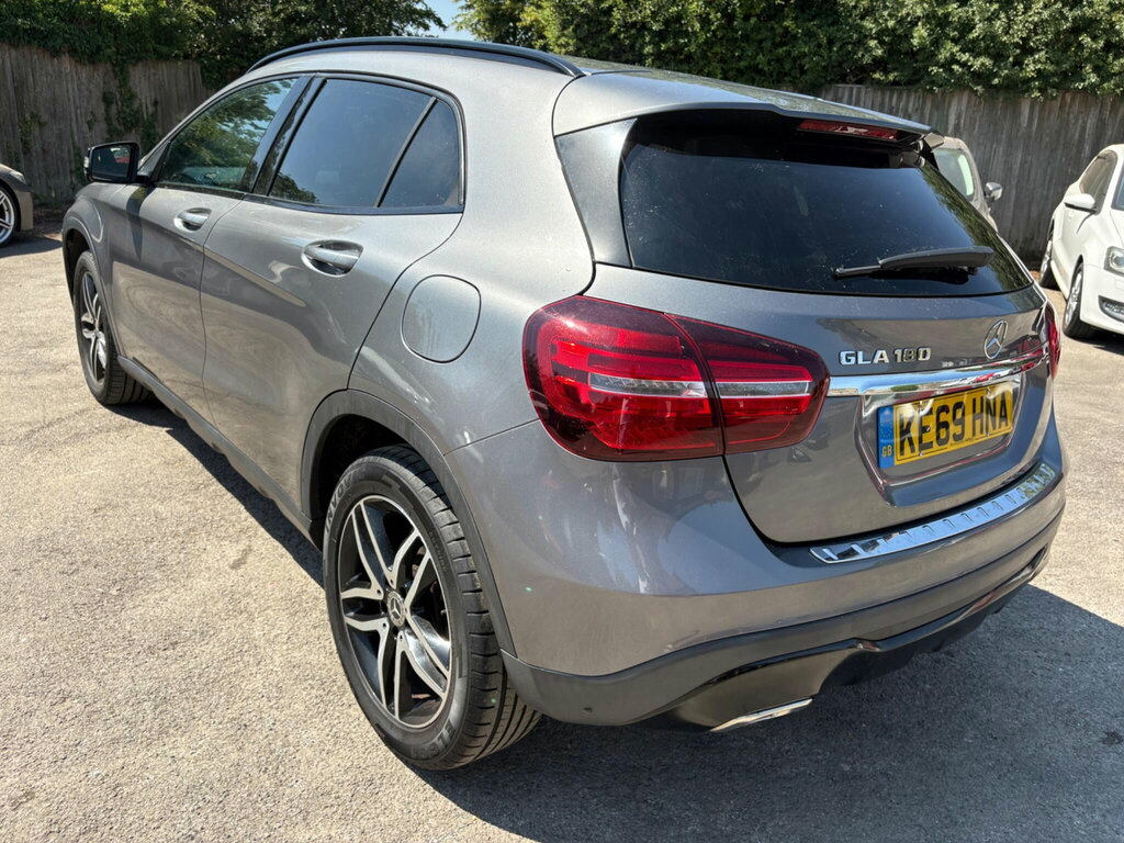 Mercedes-Benz GLA Class 1.6 Gla180 Urban Edition 7G-dct Euro 6 Ss Grey #6