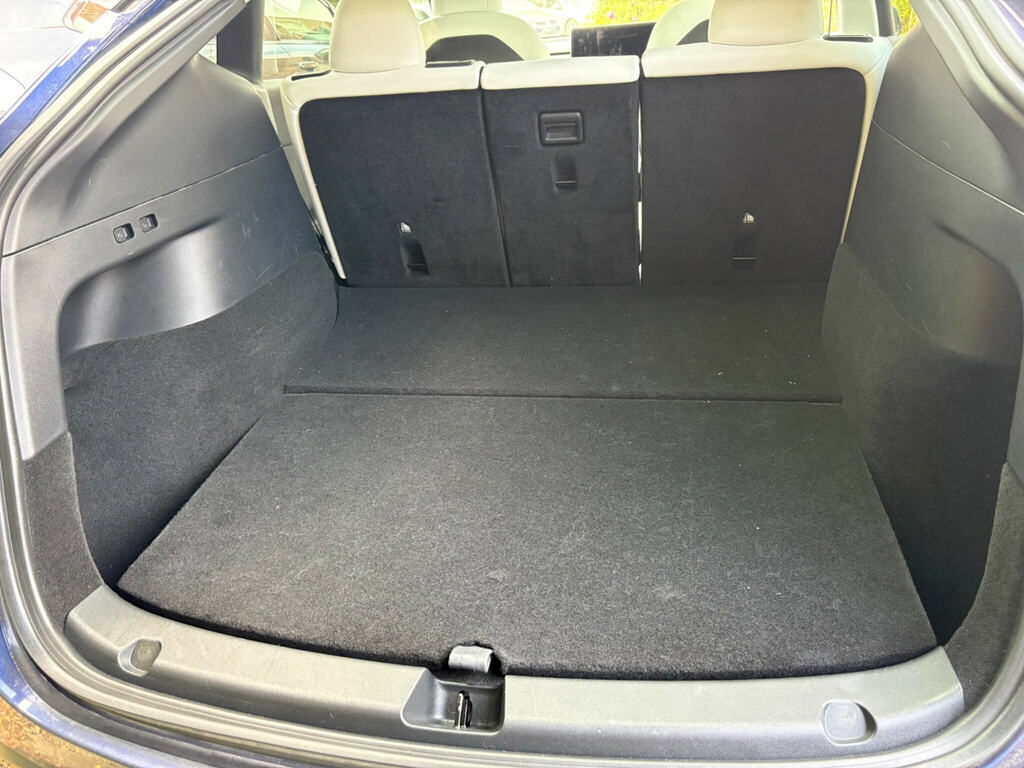 Tesla Model Y 202272 75Kwh Dual Motor Long Range Su Grey #26