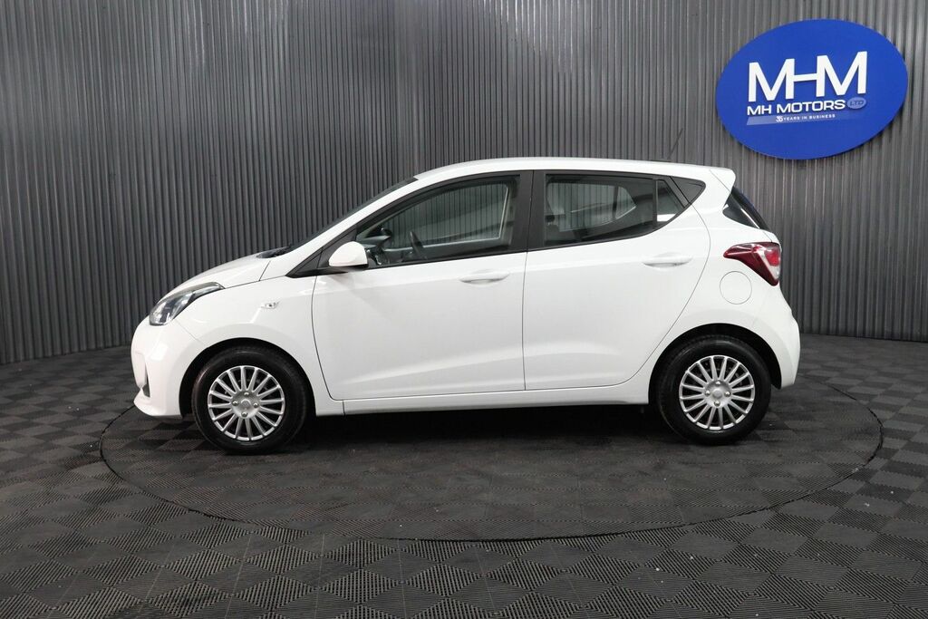 Hyundai I10 86 Bhp ET66DXG White #4