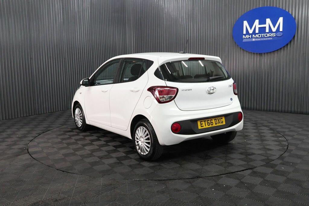 Hyundai I10 86 Bhp ET66DXG White #6