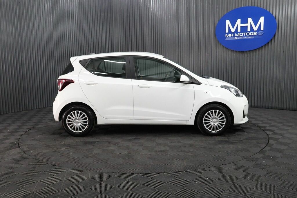 Hyundai I10 86 Bhp ET66DXG White #5