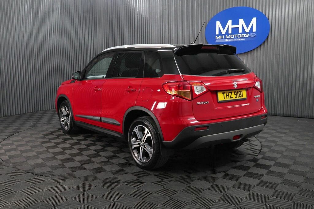 Suzuki Vitara Sz5 Suv Red #5