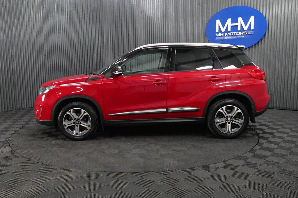 Suzuki Vitara Sz5 Suv Red #4