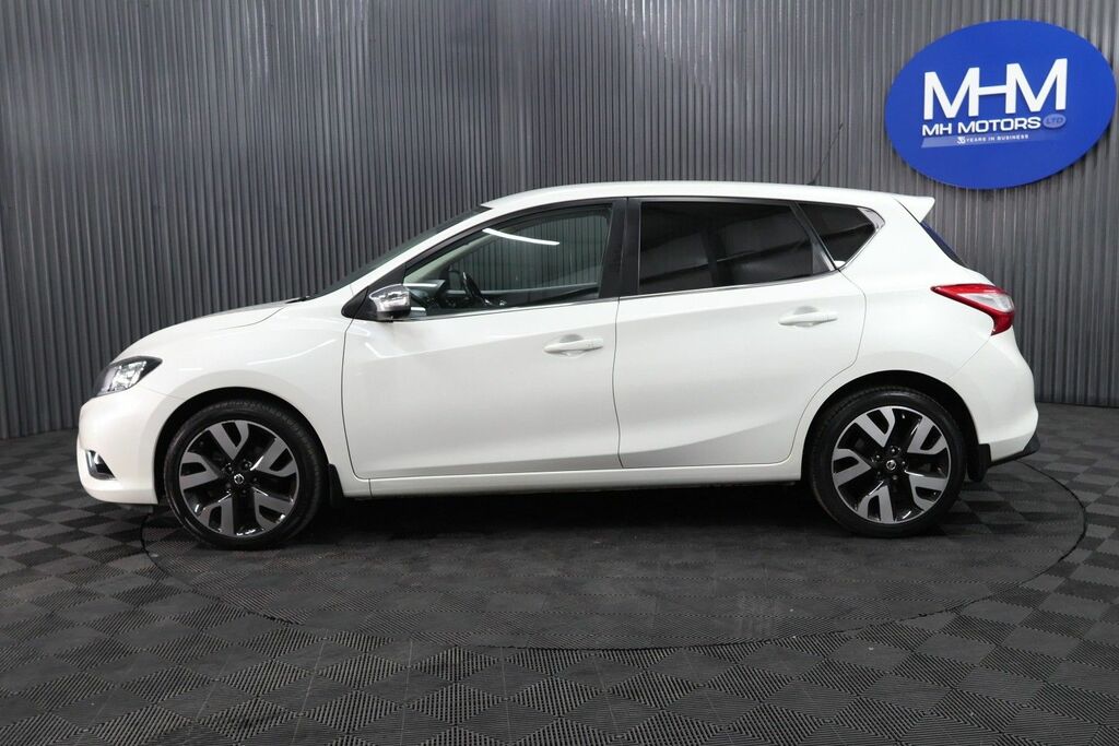 Nissan Pulsar Dci Tekna Hatchback White #4