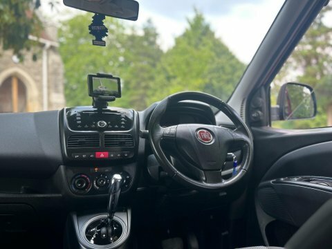 Fiat Doblo Mpv White #15