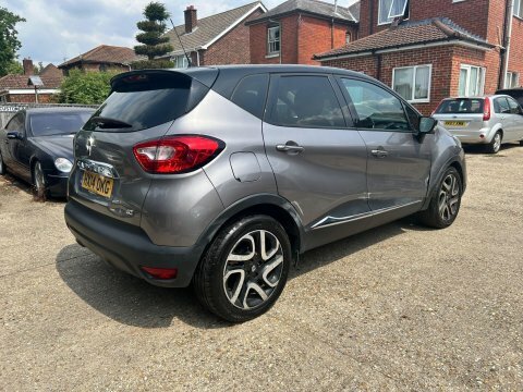 Renault Captur 1.5 Dynamique Medianav Energy Black #11