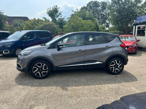 Renault Captur 1.5 Dynamique Medianav Energy Black #8