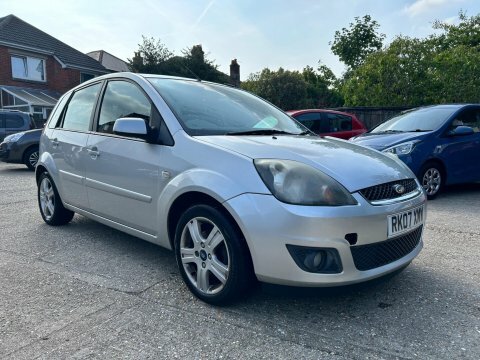 Ford Fiesta Zetec Climate 16V #5