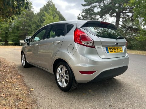 Ford Fiesta Zetec #4