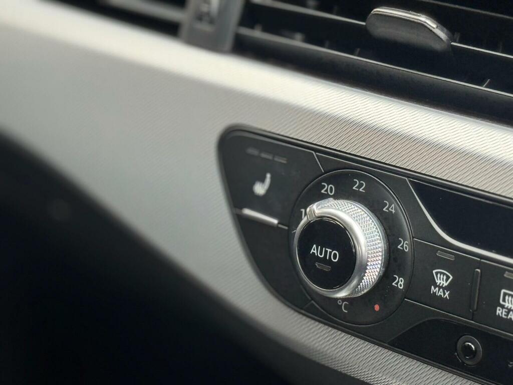 Audi A4 Avant 2.0 Tdi 177 Black Edition Plus Grey #21