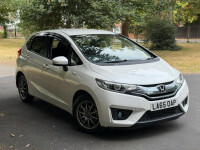 Honda Fit 1.5 Hybrid Red #32