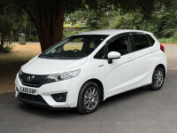Honda Fit 1.5 Hybrid Red #33