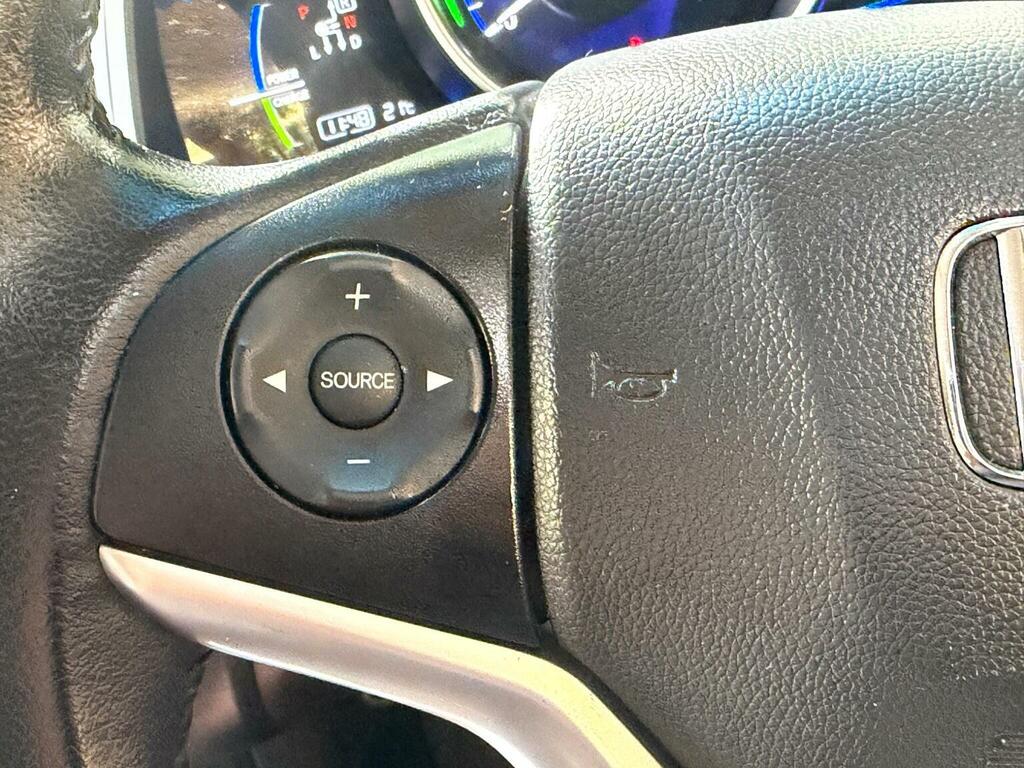 Honda Fit 1.5 Hybrid Red #25