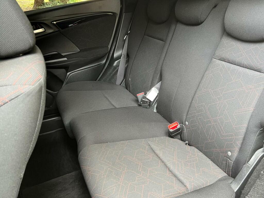 Honda Fit 1.5 I-vtec Es Plus Hatchback Cvt Euro 5 Black #14