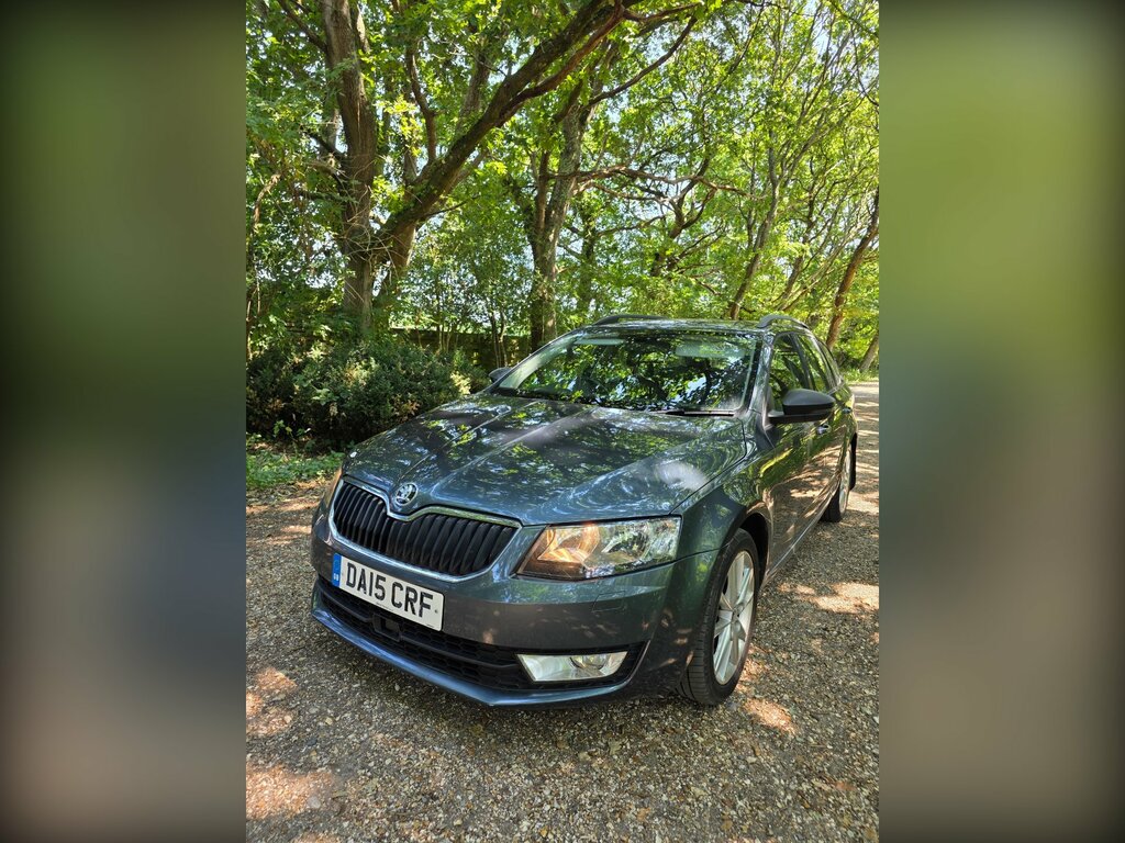Skoda Octavia 1.6 Tdi Elegance Estate Euro 5 Grey #2