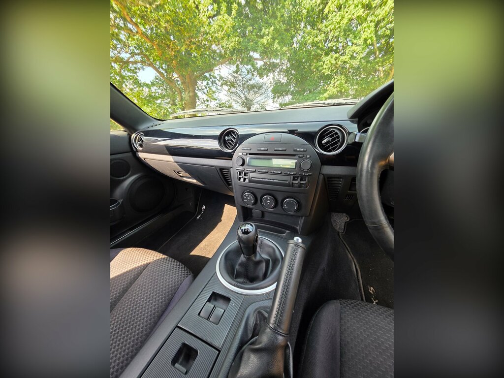 Mazda MX-5 Sport 2-Door Black #14