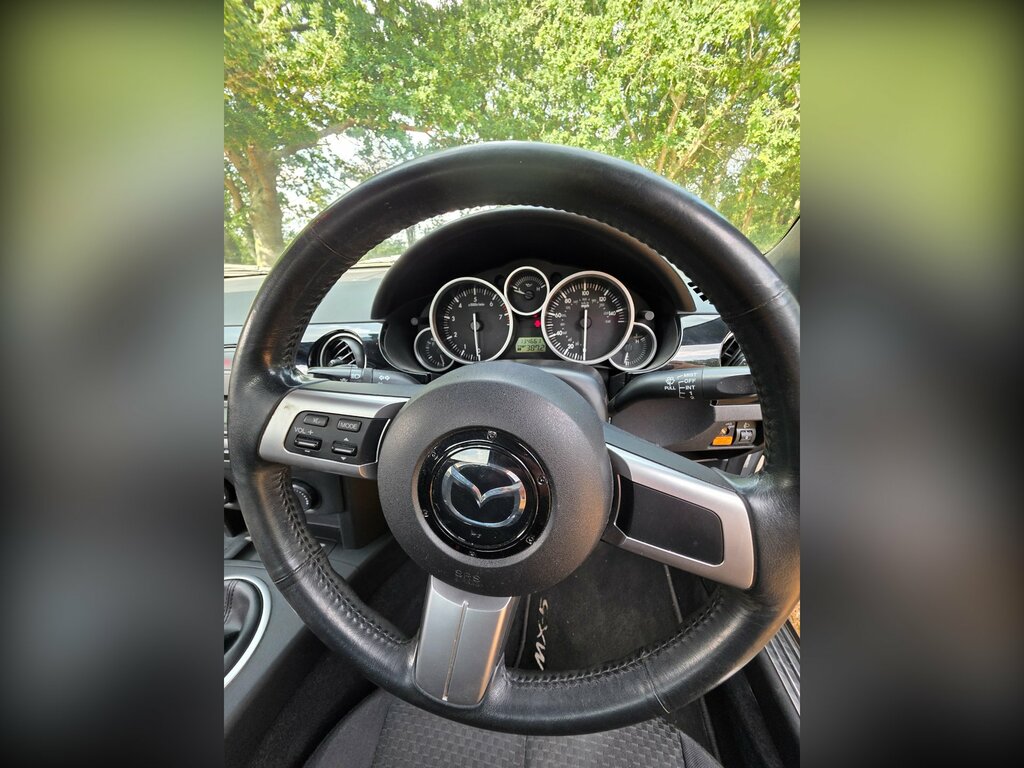 Mazda MX-5 Sport 2-Door Black #15