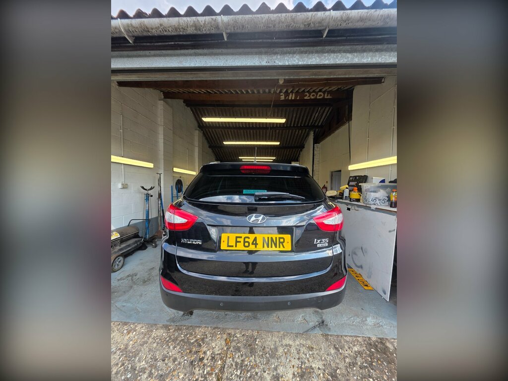 Hyundai Ix35 Suv Black #2