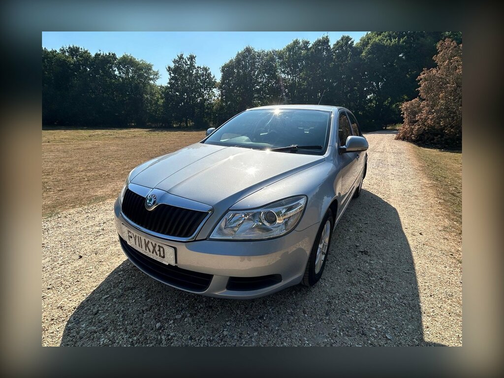 Skoda Octavia 1.4 Tsi Se Hatchback Euro 5 122 Blue