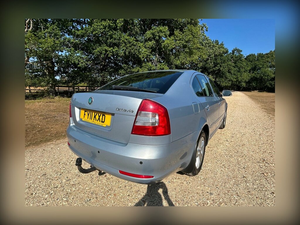 Skoda Octavia 1.4 Tsi Se Hatchback Euro 5 122 Blue #6