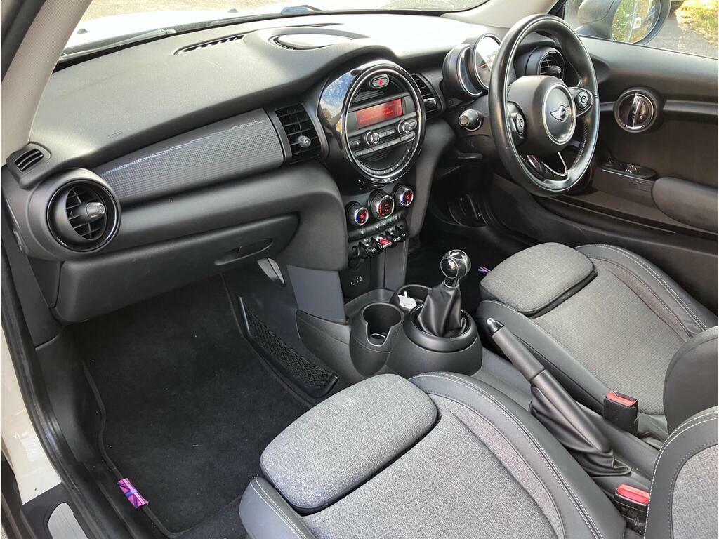 Mini Hatch 1.2 One Euro 6 S S White #2