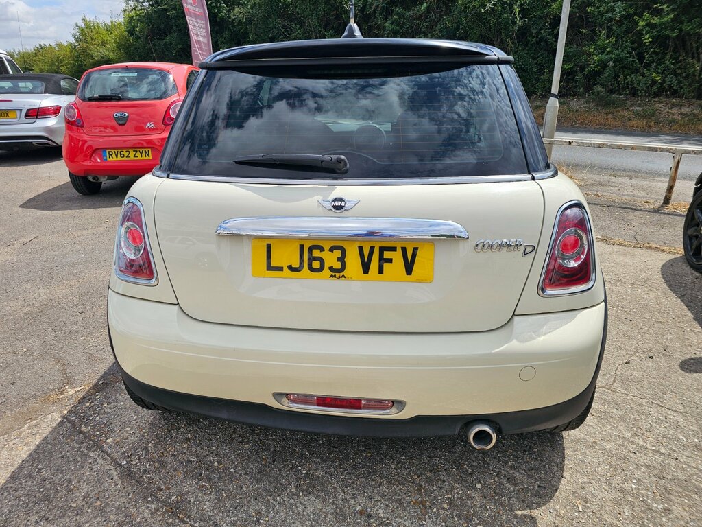Mini Hatch 1.6 Cooper D Hatchback Euro 5 S LJ63VFV White #5