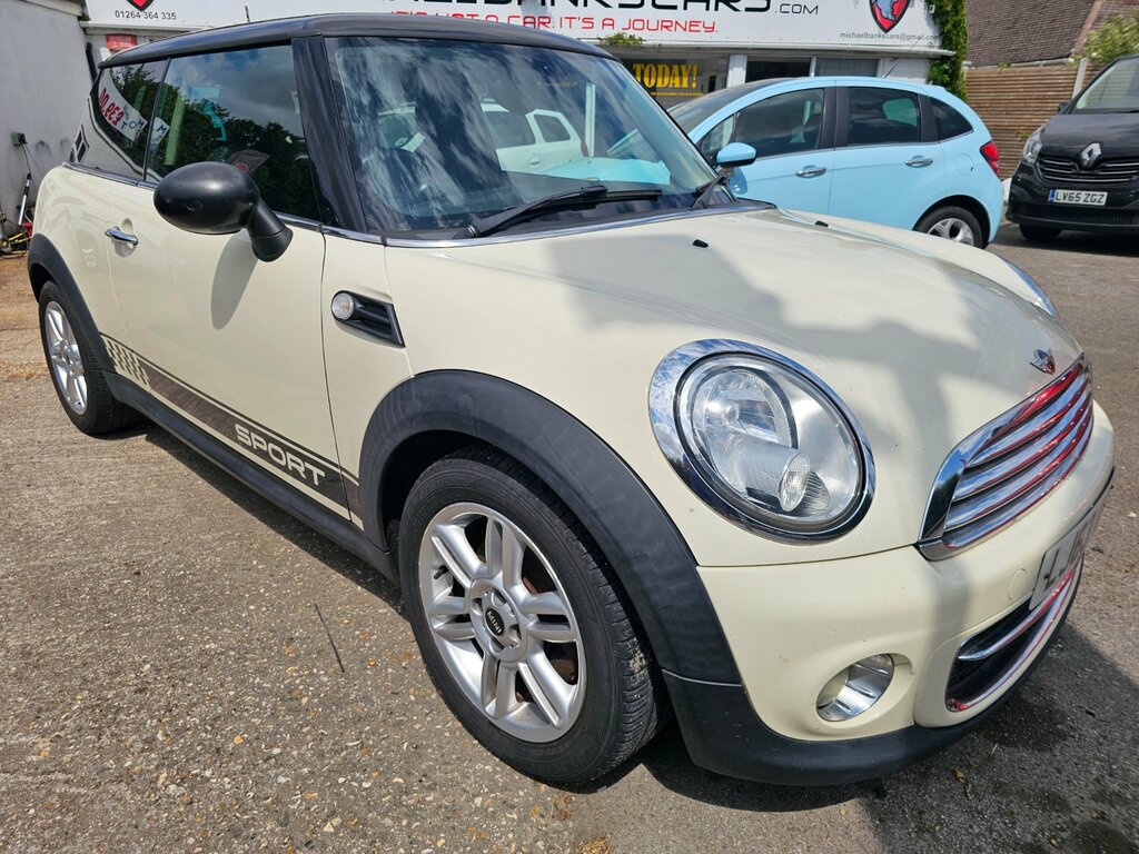 Mini Hatch 1.6 Cooper D Hatchback Euro 5 S LJ63VFV White #2