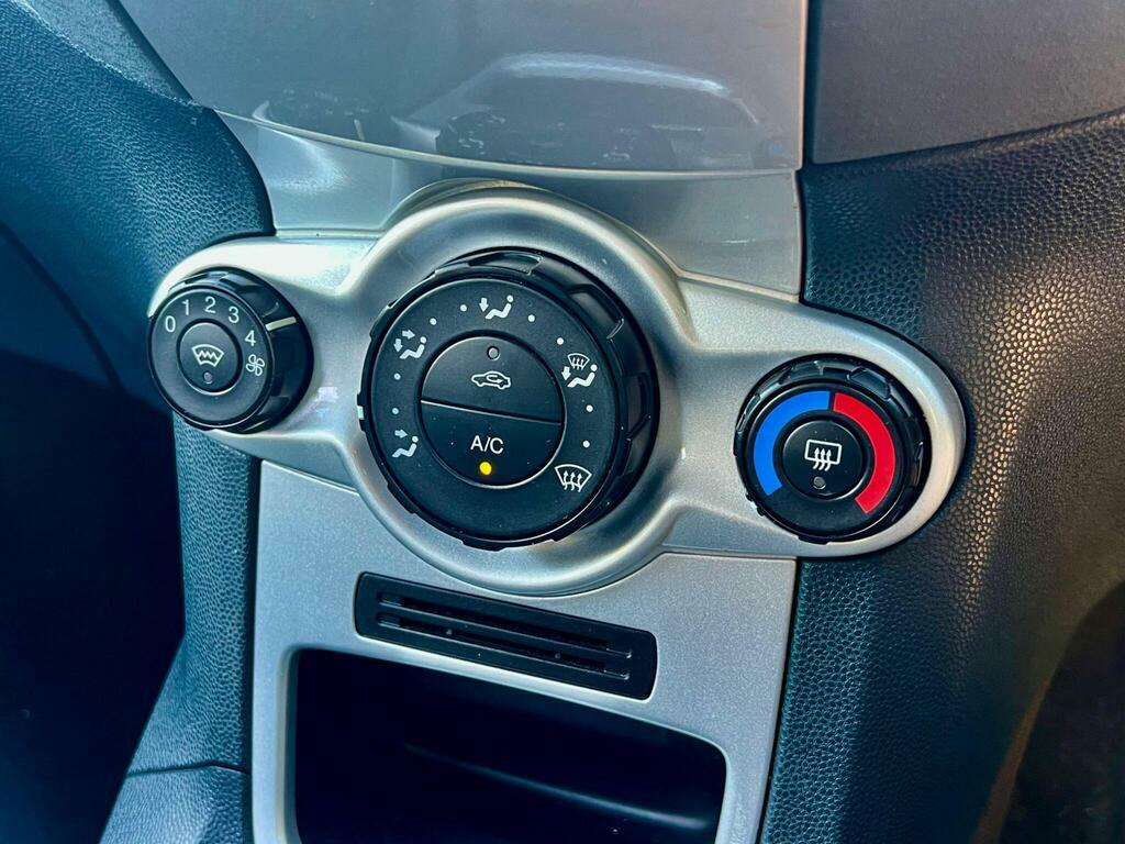 Ford Fiesta 1.4 Edge Blue #42