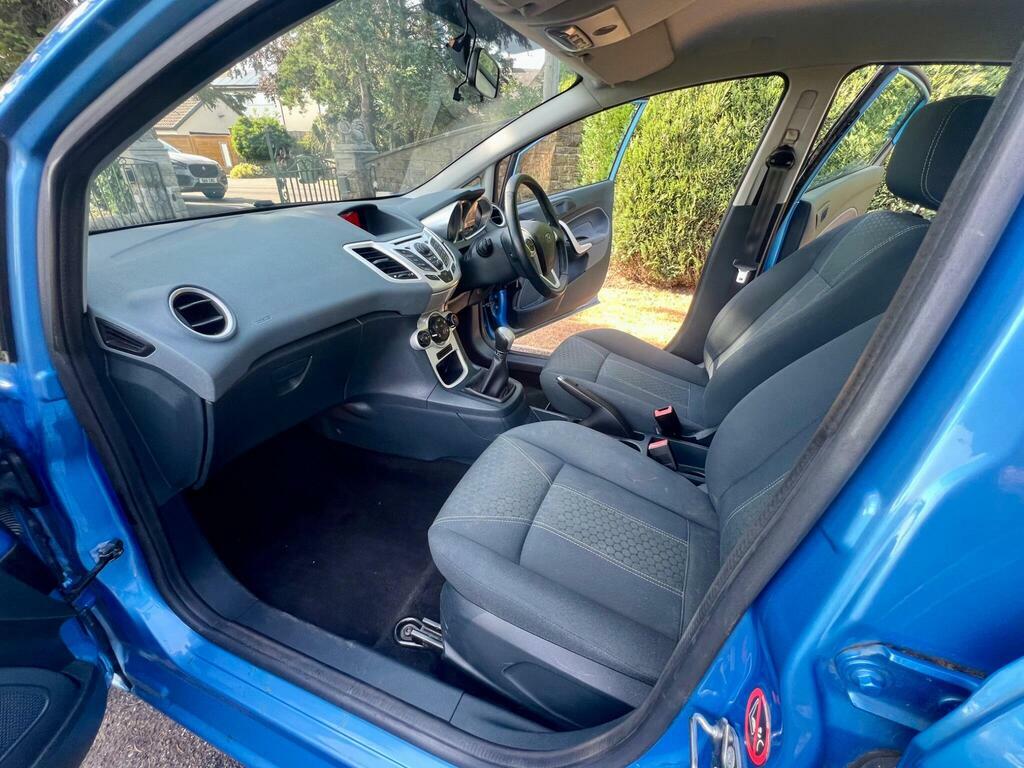 Ford Fiesta 1.4 Edge Blue #29