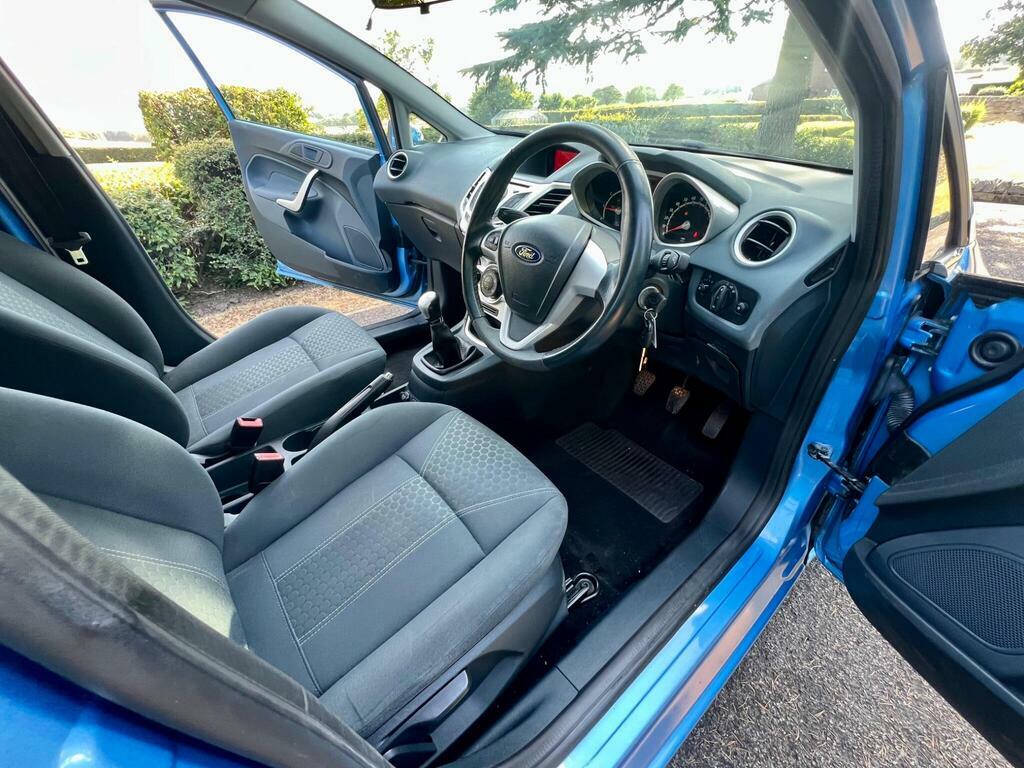Ford Fiesta 1.4 Edge Blue #27
