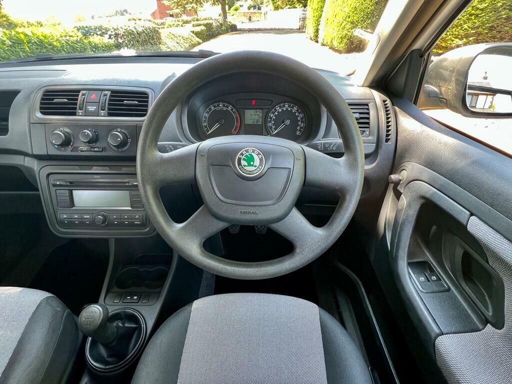 Skoda Fabia 1.2 Htp Silver #25
