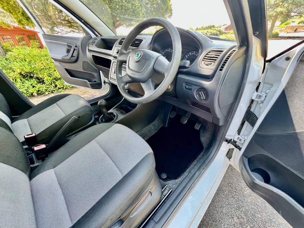 Skoda Fabia 1.2 Htp Silver #33