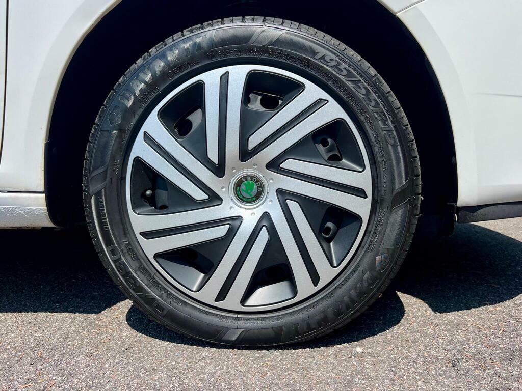 Skoda Fabia 1.2 Htp Silver #8