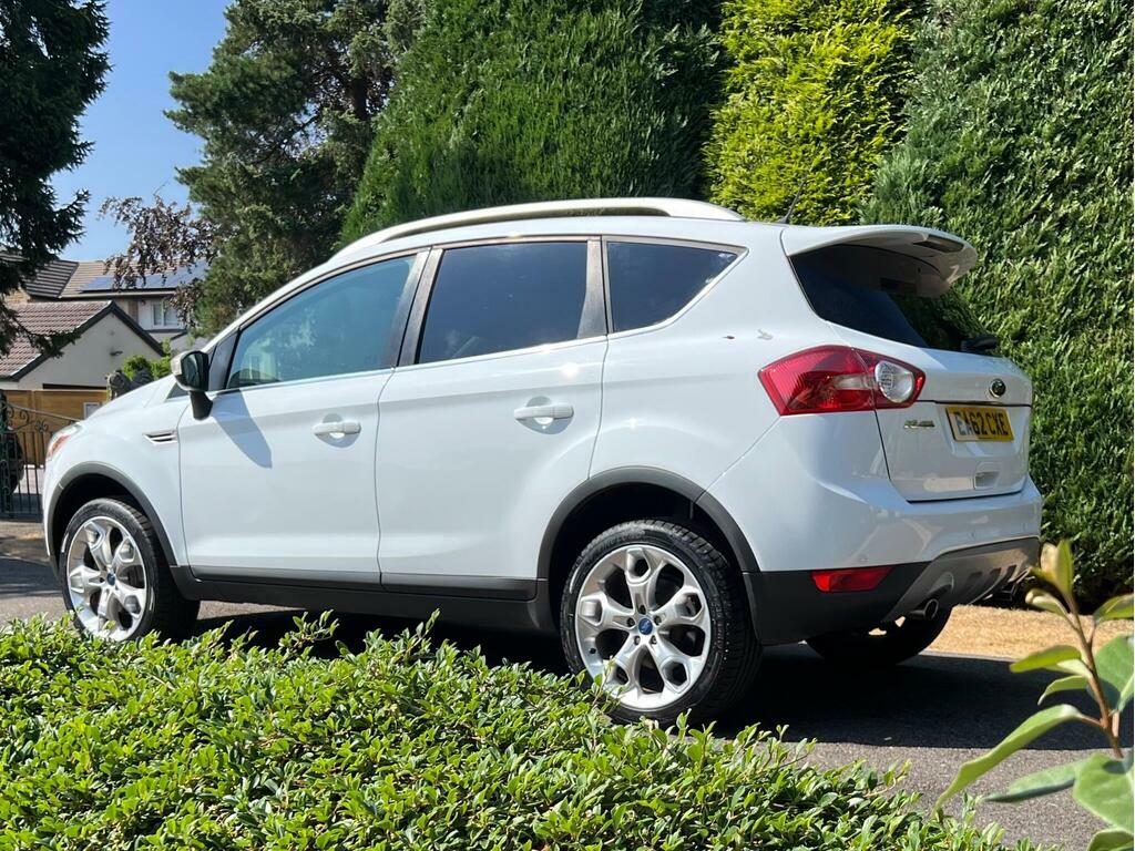 Ford Kuga 2.0 Tdci 163 Titanium X Powershift White #4
