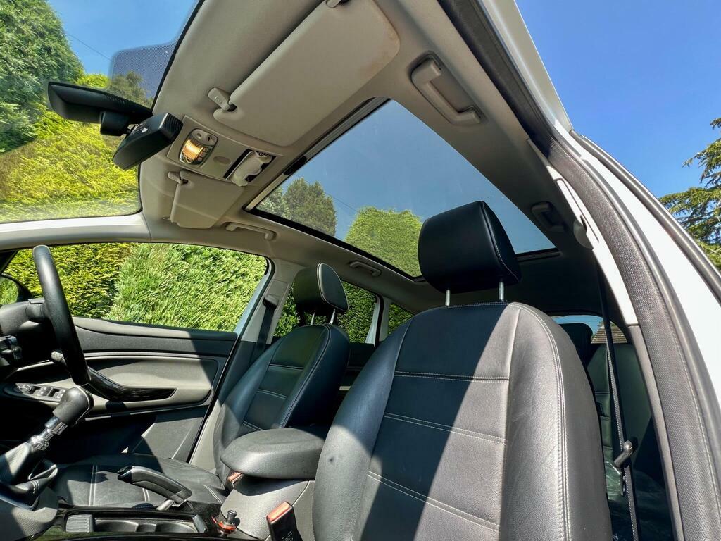 Ford Kuga 2.0 Tdci 163 Titanium X Powershift White #13