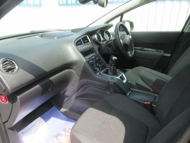 Peugeot 5008 1.6L Allure Black #17
