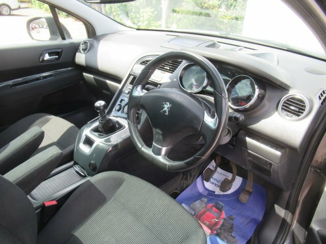 Peugeot 5008 1.6L Allure Black #31