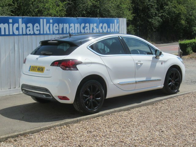DS DS 4 1.6 Bluehdi Performance Line Hatchback White #3