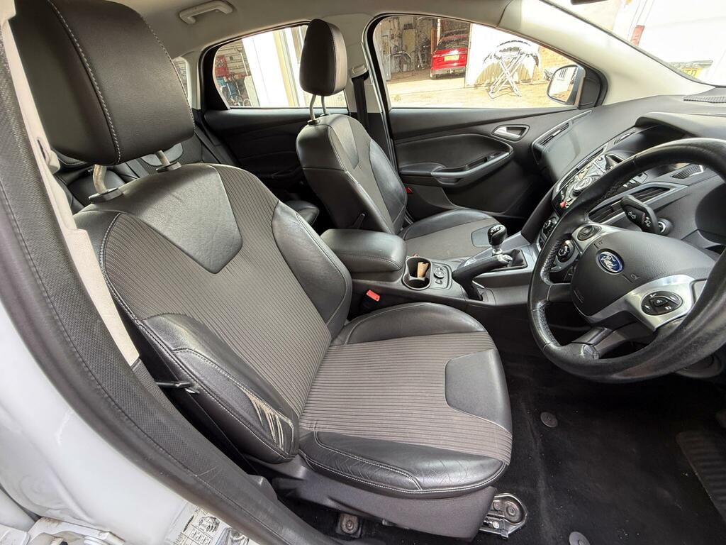 Ford Focus 1.5T Ecoboost Zetec S Euro 6 S S White #3