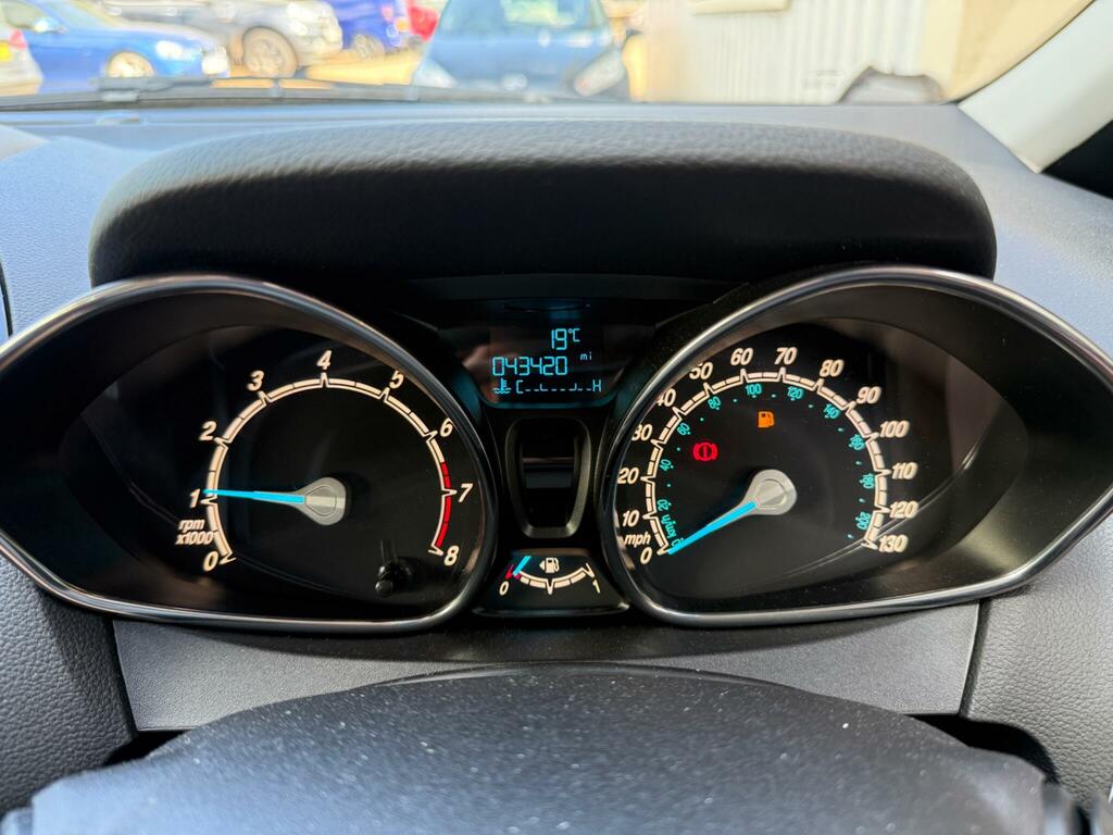 Ford B-Max 1.0T Ecoboost Zetec Euro 5 Red #4