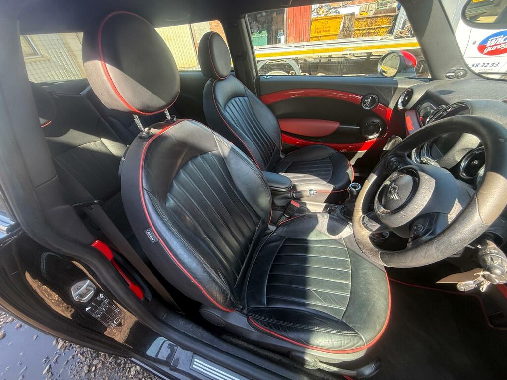 Mini Hatch 1.6 John Cooper Works Euro 5 E060OMG Black #3