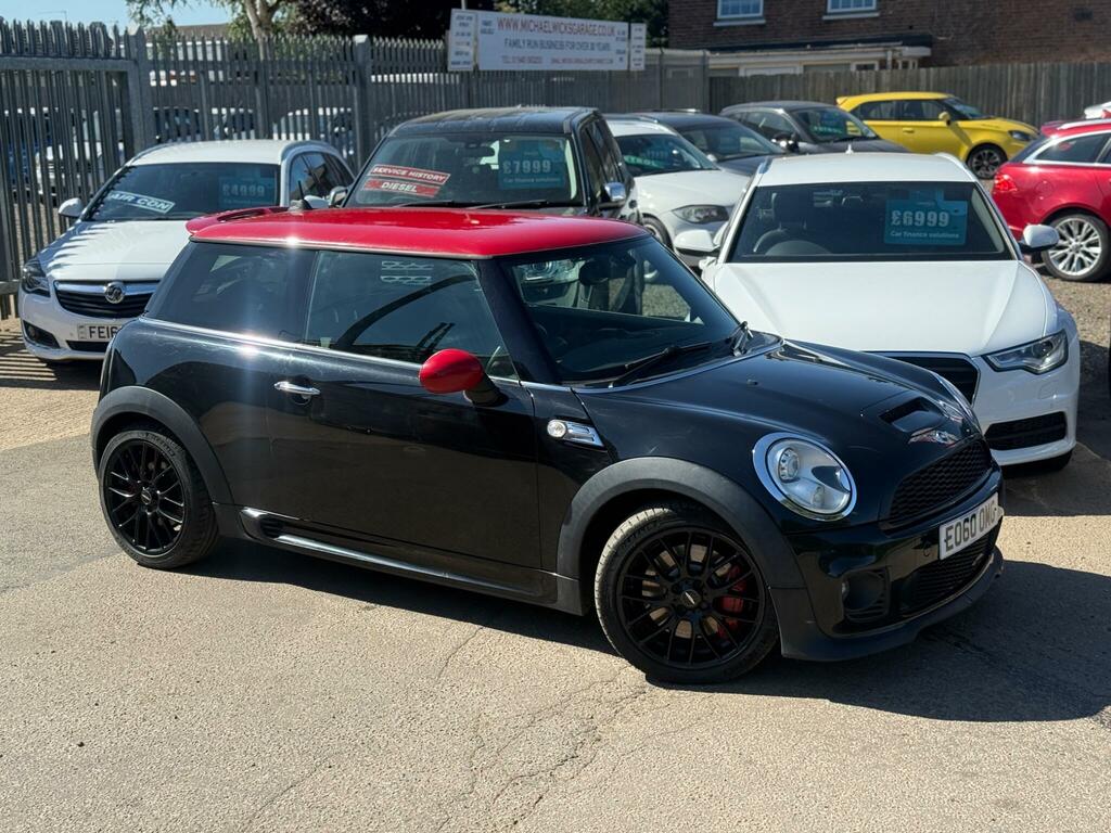 Mini Hatch 1.6 John Cooper Works Euro 5 E060OMG Black
