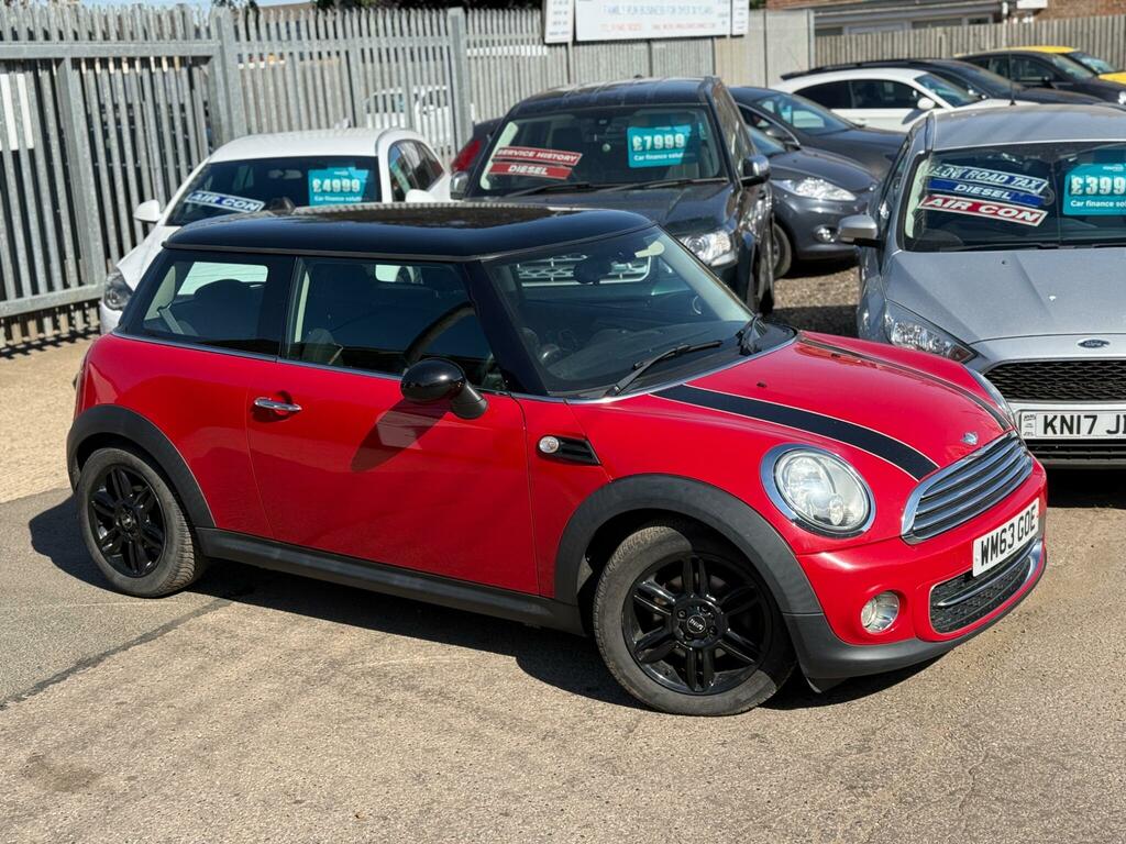 Mini Hatch 1.6 Cooper D Euro 5 Ss Red