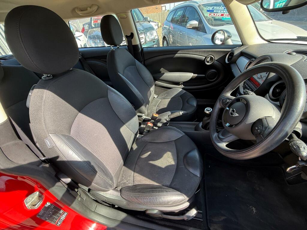 Mini Hatch 1.6 Cooper D Euro 5 Ss Red #2