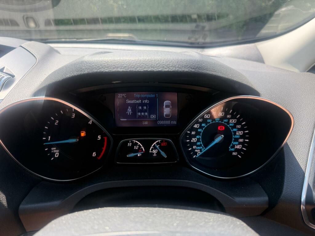 Ford Kuga 2.0 Tdci Titanium 2Wd Euro 6 Ss Silver #4
