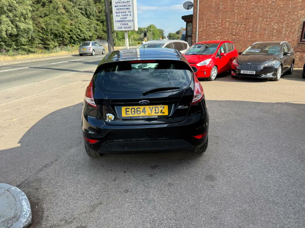 Ford Fiesta 1.6 Zetec Powershift Euro 5 E064YDZ Black #6