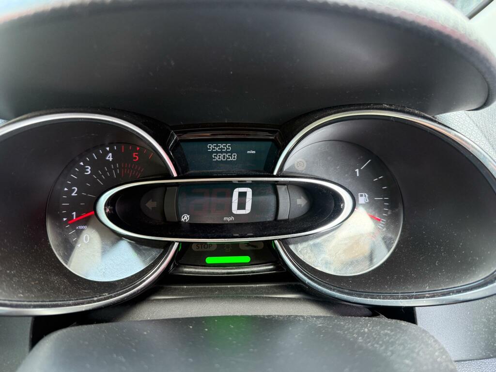 Renault Clio 1.5 Dci Signature Nav Euro 6 Ss Grey #4