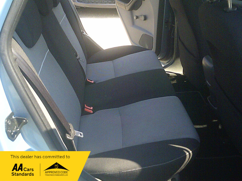 Ford Focus Hatchback 2.5 Blue #29