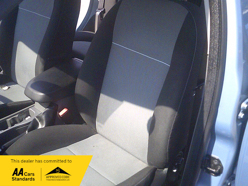 Ford Focus Hatchback 2.5 Blue #27